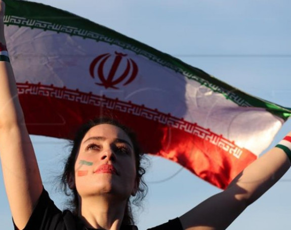 Iran morao da popusti: Tribina samo za žene!