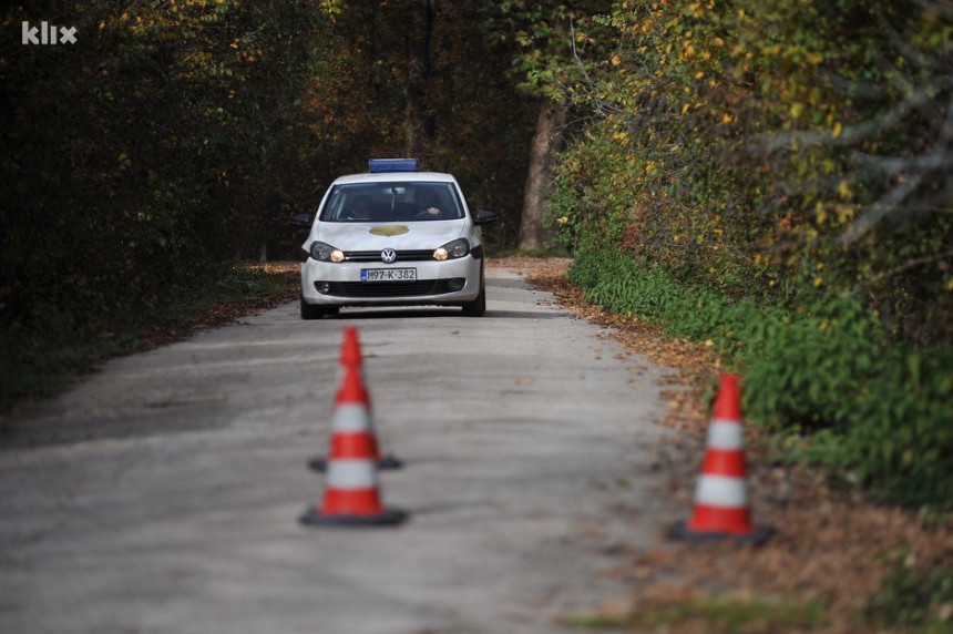 Ilidža: Maloljetnik napadnut nožem