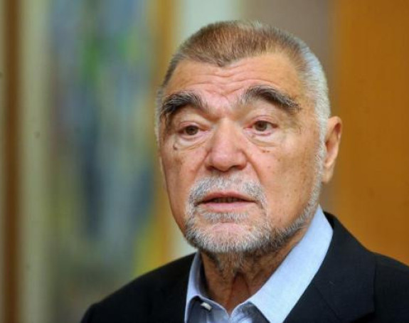 Mesić: Tajna ljubav Dodika i Čovića postoji s ciljem razbijanja BiH