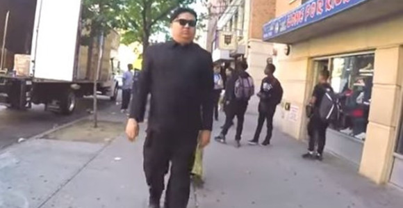 Prerušeni Kim na ulicama Njujorka