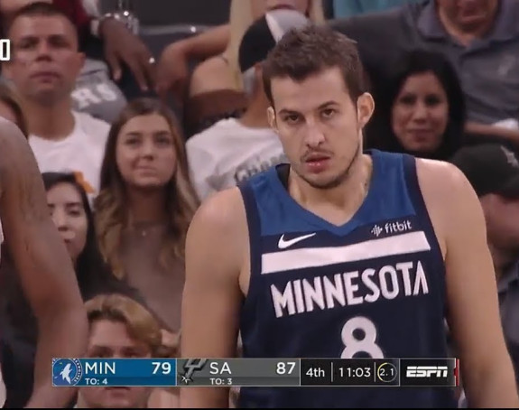 NBA: Sjajni Bjelica i Gordon, dominacija Džejmsa...