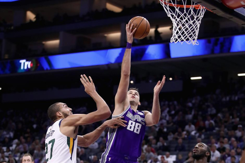 NBA: Bjelica zablistao, čudesni Kari ispred Grifina!