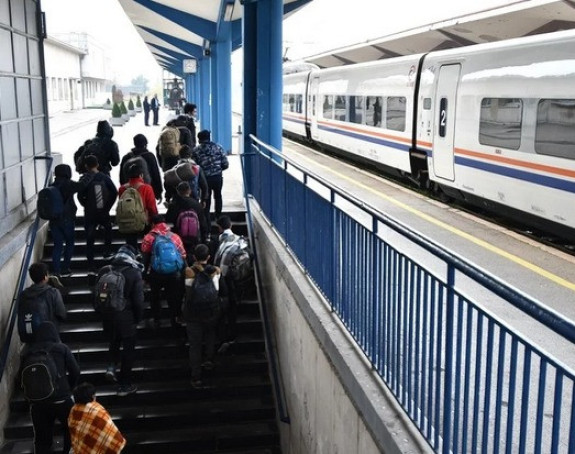 Vraćeno više od stotinu migranata