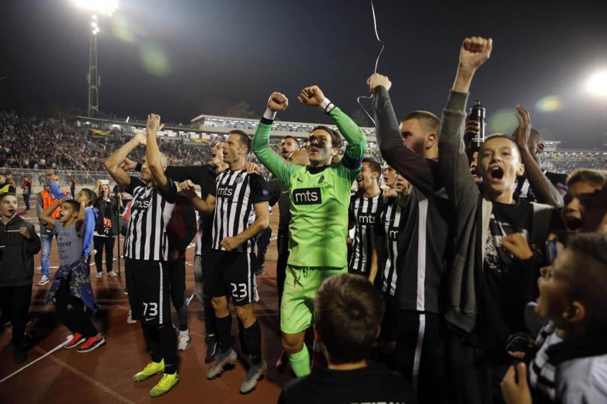 Vučelić: Partizan igra fudbal, a sudija kao da je zalutao iz Superlige!