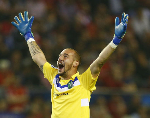 Partizanove opcije za novog golmana: Borjan ili senzacija iz Niša?