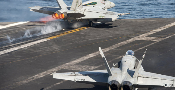 Očistiti prozore na kabini pilota