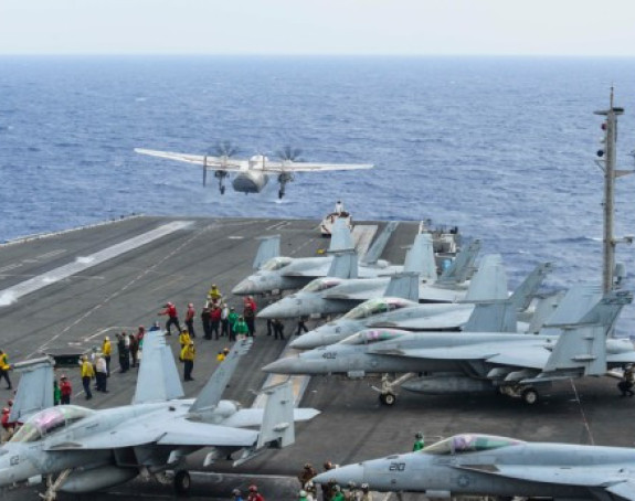 Srušio se avion američke mornarice