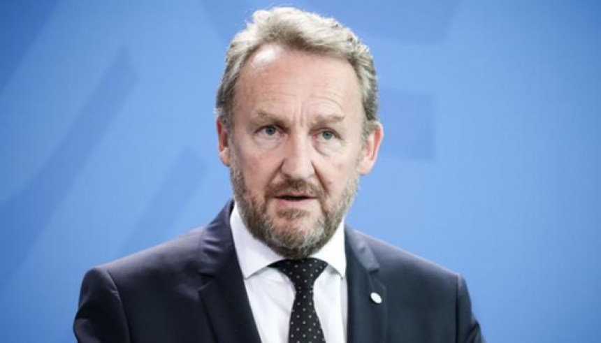 Bakir se zahvalio Dodiku što je put u NATO odblokirao