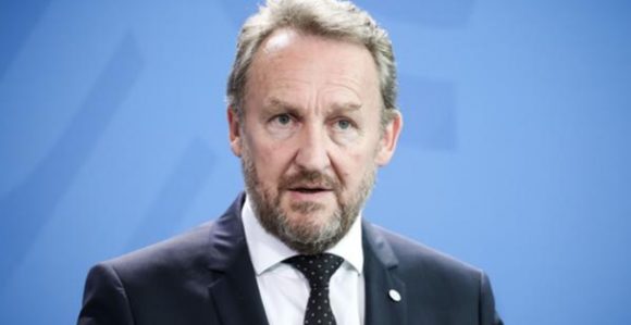 Bakir se zahvalio Dodiku što je put u NATO odblokirao