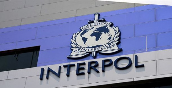 Интерпол наредио хапшење због убиства и насиља