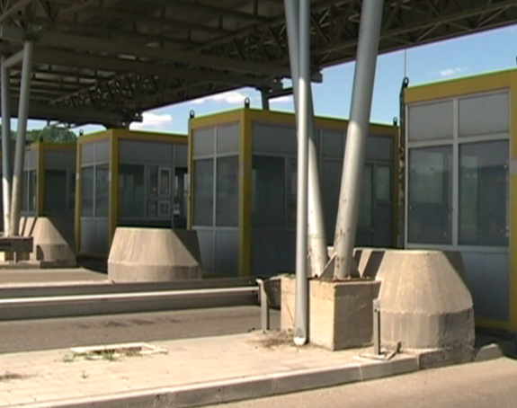 Još se ne nazire uklanjanje kućica