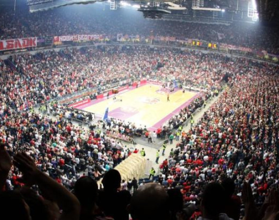 Crvena zvezda Deda Mrazu: Fajnal for u našem gradu!