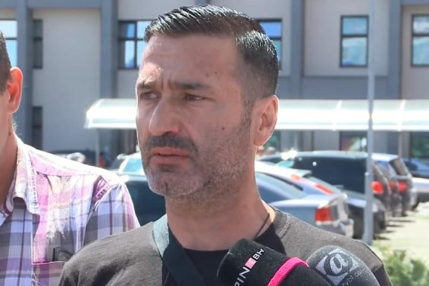 Tolmir: Davoru slomljena ruka?