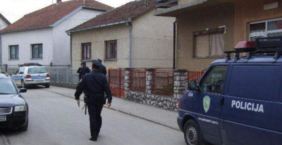 U toku pretresi na više lokacija u Brčkom