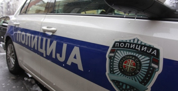 Autobusom udario pješaka pa pobjegao