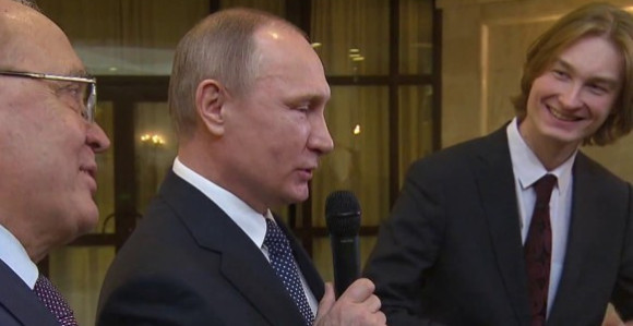 Putin zapjevao himnu kosmonauta
