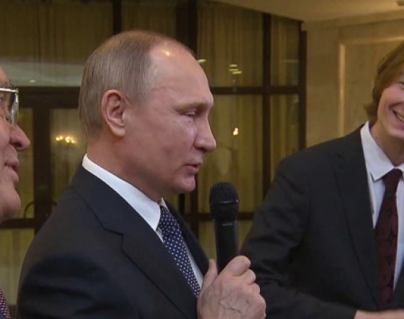 Putin zapjevao himnu kosmonauta