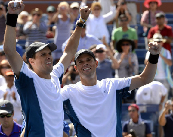 AO - dublovi: Braća Brajan idu po rekord!