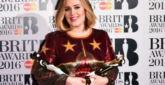 Adel osvojila najviše britanskih muzičkih nagrada 