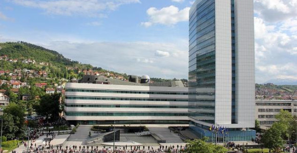 Sarajevo dosipa ulje u vatru zbog revizije 