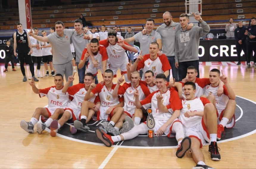 Zvezda ubjedljiva protiv Partizana za finalni turnir EL!