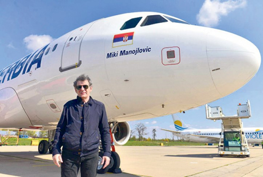 „Er Srbija“ nazvala avion po Mikiju Manojloviću