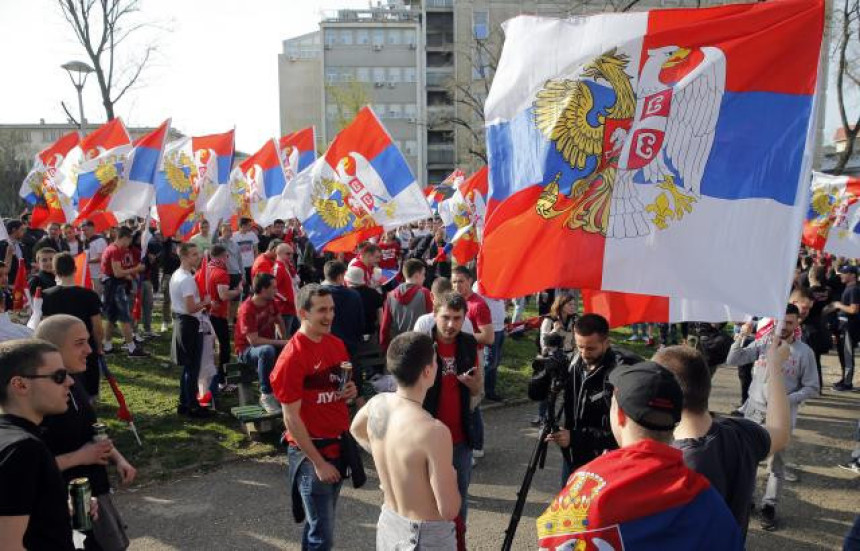МУП Србије: Сукоба јесте било, али нема потврде да су руски навијачи!