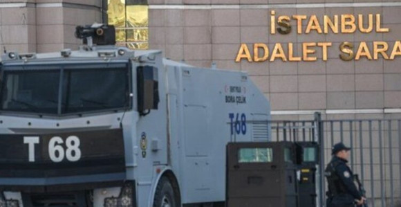Policajci pucali jedan u drugog