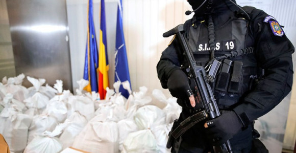 Запљена дроге, ухапшени Срби