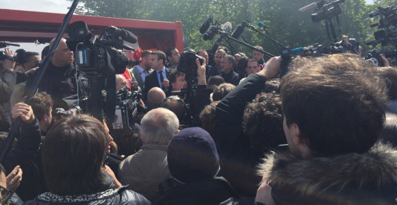 Debakl Makrona "kod kuće"