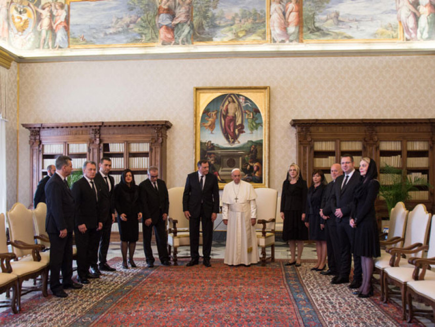 Vatikan: Dodik sa papom Franjom