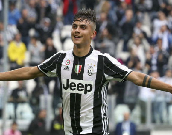 Dibala, prsti desne noge i hemijska olovka...!