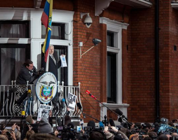 CNN: Asanž pred hapšenjem?