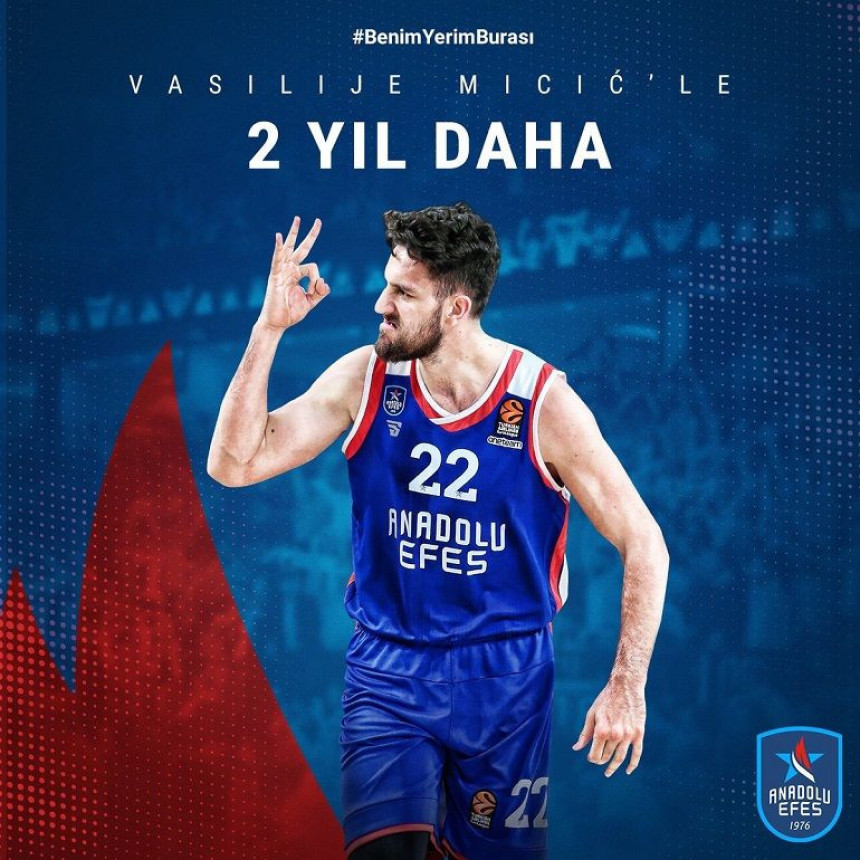 Vasilije Micić do 2021. u Efesu!