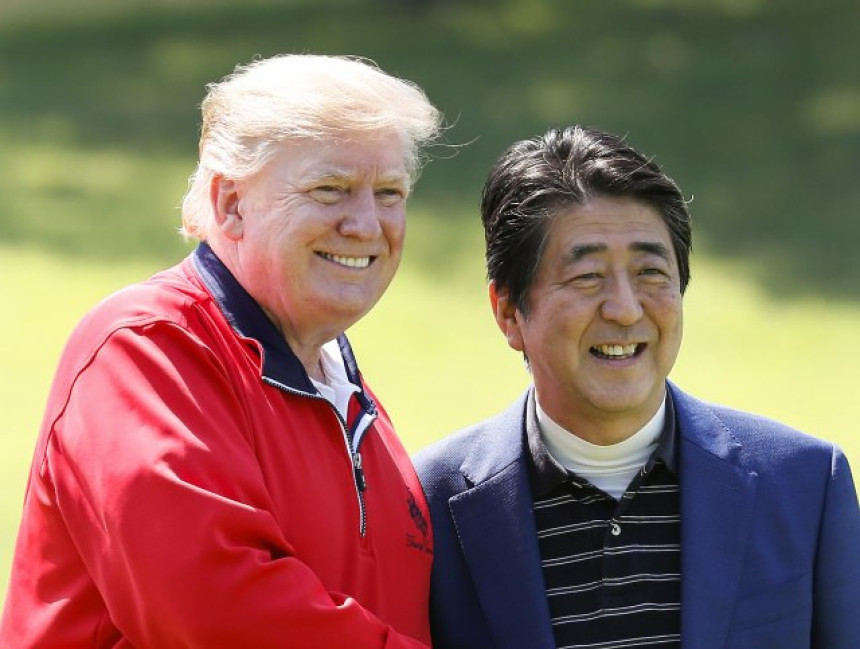 Tramp i Abe odmjerili snage