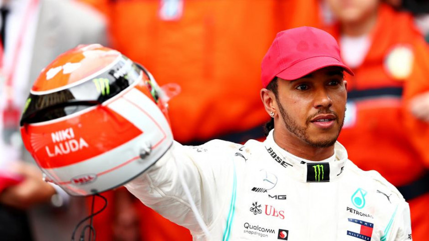 F1: Hamilton "preživio" Ferstapena i "ćelave" gume!