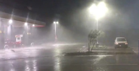 Торнадо сравнио хотел у Оклахоми