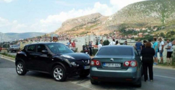 Preživio sudar, poginuo pri padu 