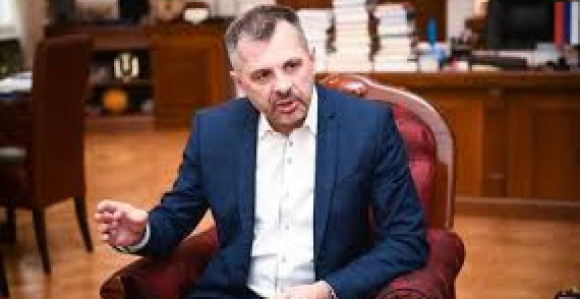 Povećanje plata ugrožava projekte 