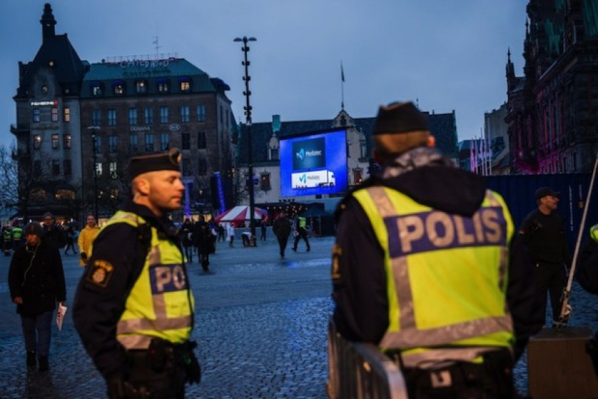 Upucan u tržnom centru u Malmeu