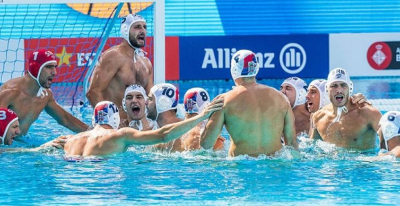 EP: Hrvatska prijeti, Srbija brani presto!