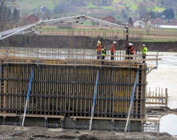 Novi prelaz čeka usvajanje budžeta  