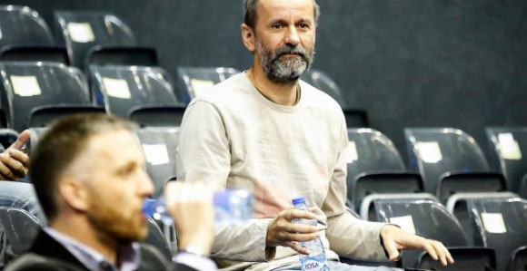 "Vraćamo se u '90, mora da se priča sa Bobom i Đokovićima"!