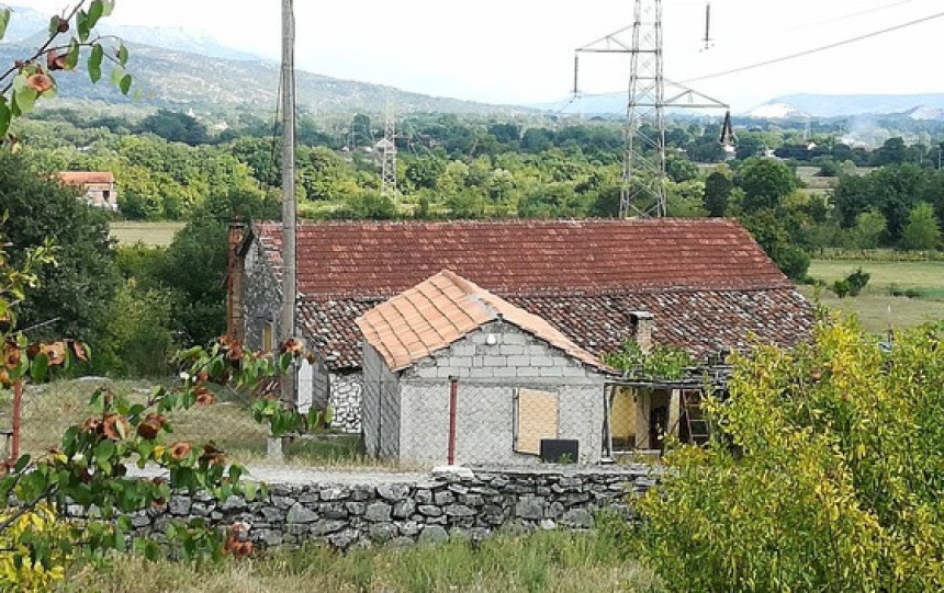 Близанци заједно отишли у смрт