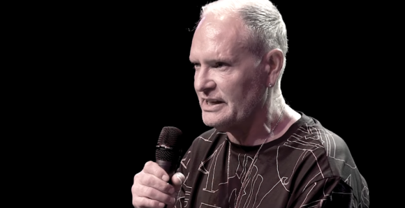 Nekada fudbalska legenda, sada - MANIJAK?