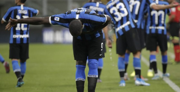ITA: Furiozni Inter, Lukaku se poklonio publici u Milanu!