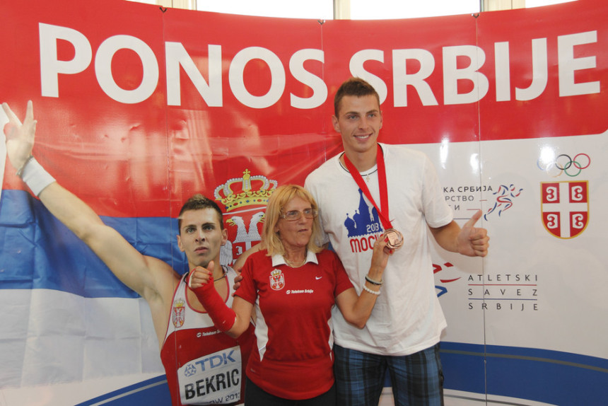 Zašto je Emir Bekrić ostavio trenera i odabrao Češku?!