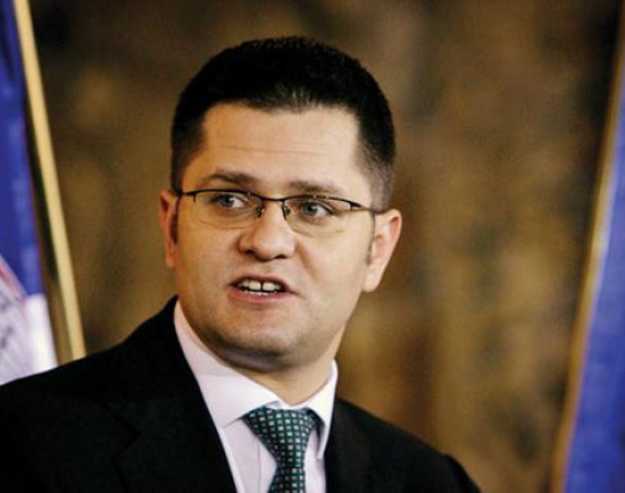 Jeremić prestigao Lajčaka u UN