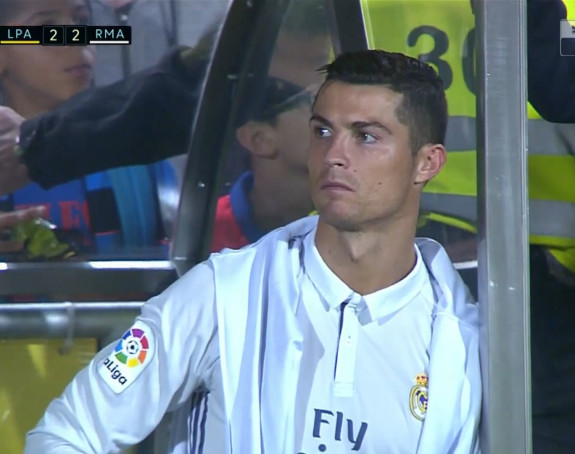 Video: Da li je to CR7 ljut?! Zidan o izmjeni Ronalda i mamina poruka...