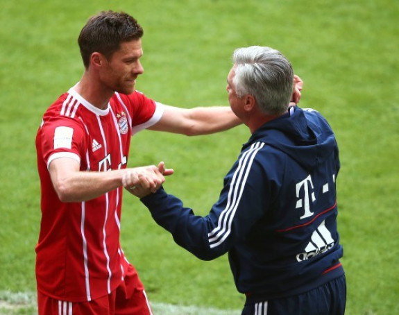 Ćabi Alonso postaje asistent Karlitu!